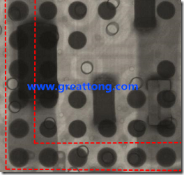 BGA錫球尺寸小于0.4mm，采用降低BGA內(nèi)圍襲球的錫膏量所得到X-Ray，稍微留意一下可以發(fā)現(xiàn)最外圈的錫量(圓的直徑)比其他內(nèi)圍的錫球上的錫量來得多一點點。也就是外圈的黑色圓形直徑比內(nèi)圈的圓形來得大一點點。