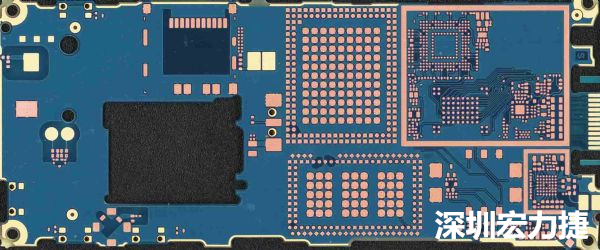 手機(jī)可用的PCB空間相當(dāng)小，而1片式的設(shè)計是節(jié)省成本的作法，如何做到區(qū)隔不同子系統(tǒng)、降低雜訊干擾，是設(shè)計關(guān)鍵。