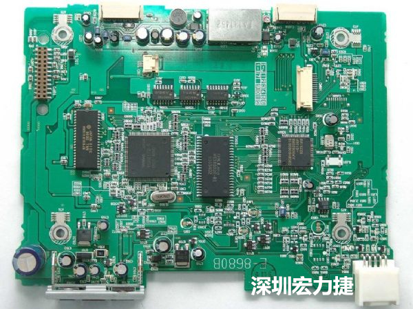 大面積PCB若電子元器件數(shù)量多、重量較重，板材強(qiáng)度不夠時(shí)容易產(chǎn)生PCB中央部凹陷問(wèn)題。