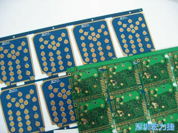 PBC與HDI等硬質(zhì)載板因應不同構(gòu)型的結(jié)構(gòu)組裝需求，能做的彈性設(shè)計有限，必須搭配FPC軟板進行整合設(shè)計。