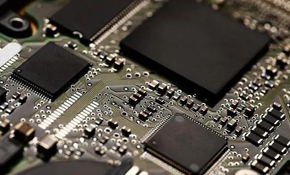 PCBA加工貼片元器件與插件元器件的區(qū)別在哪？
